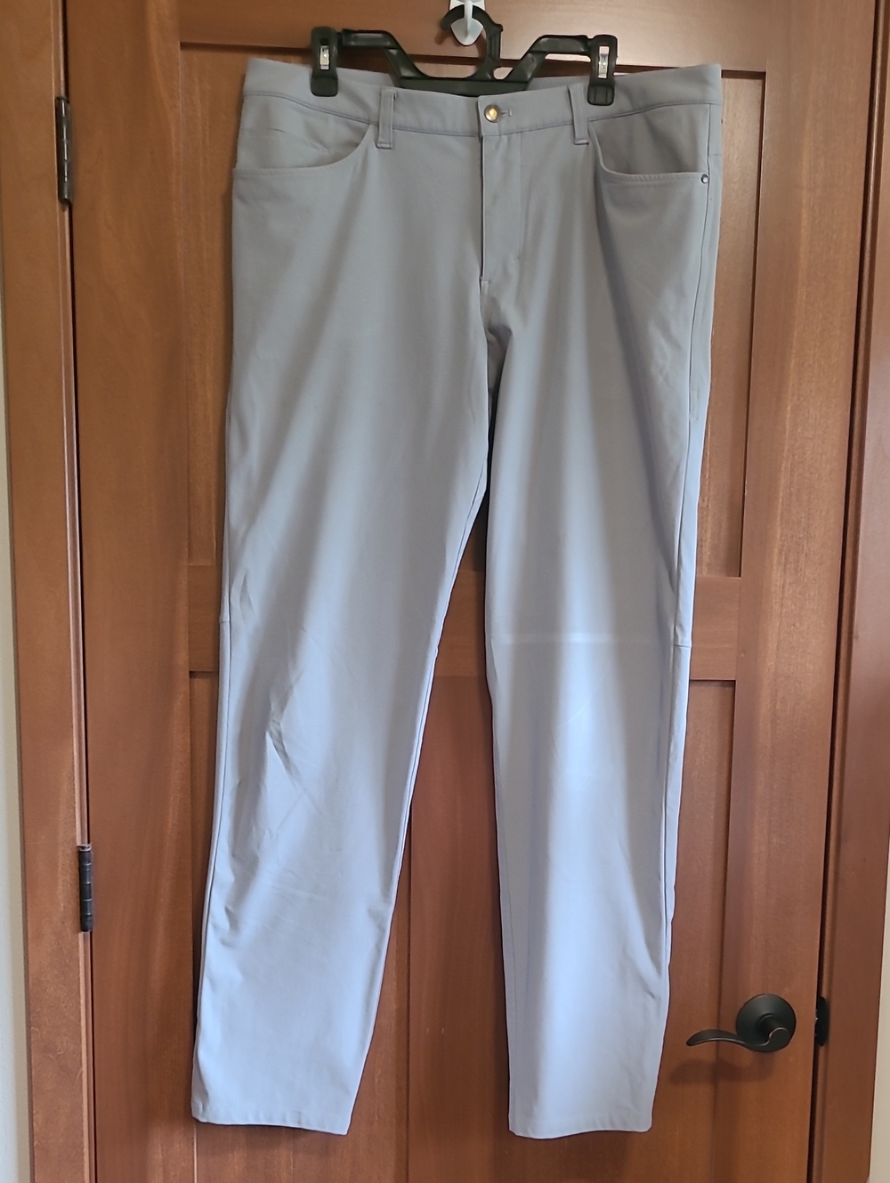 Lululemon Men's ABC Pant Classic/Slim